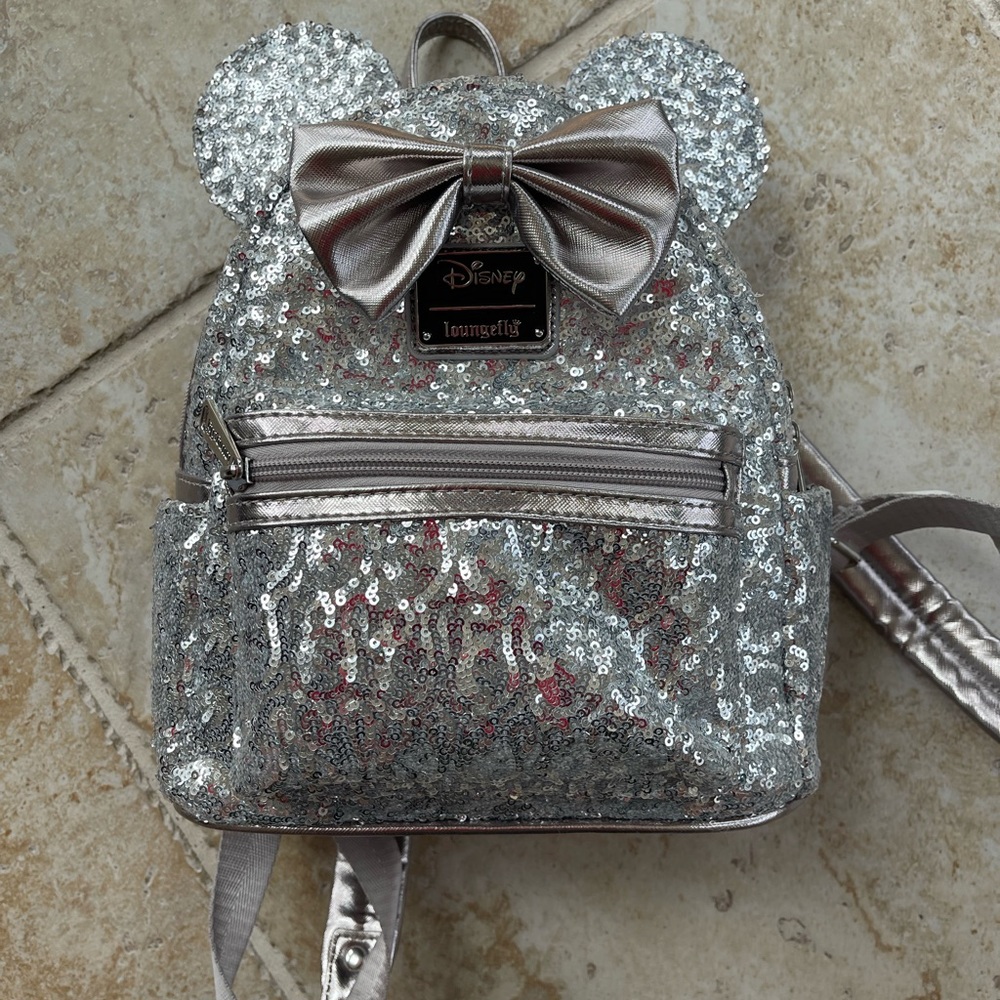 Loungefly Minnie Mouse Silver Sequins Backpack